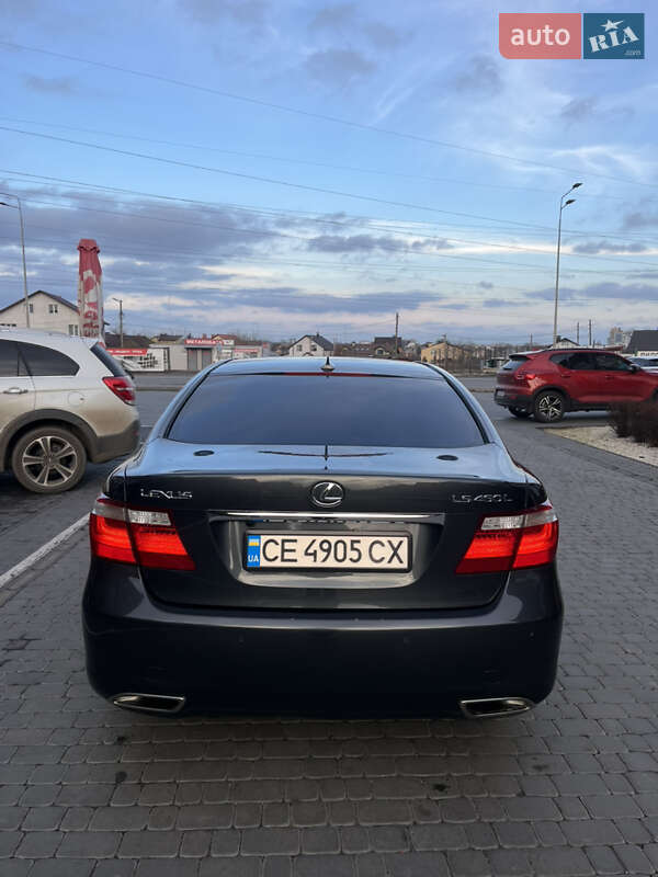 Седан Lexus LS 2008 в Виннице