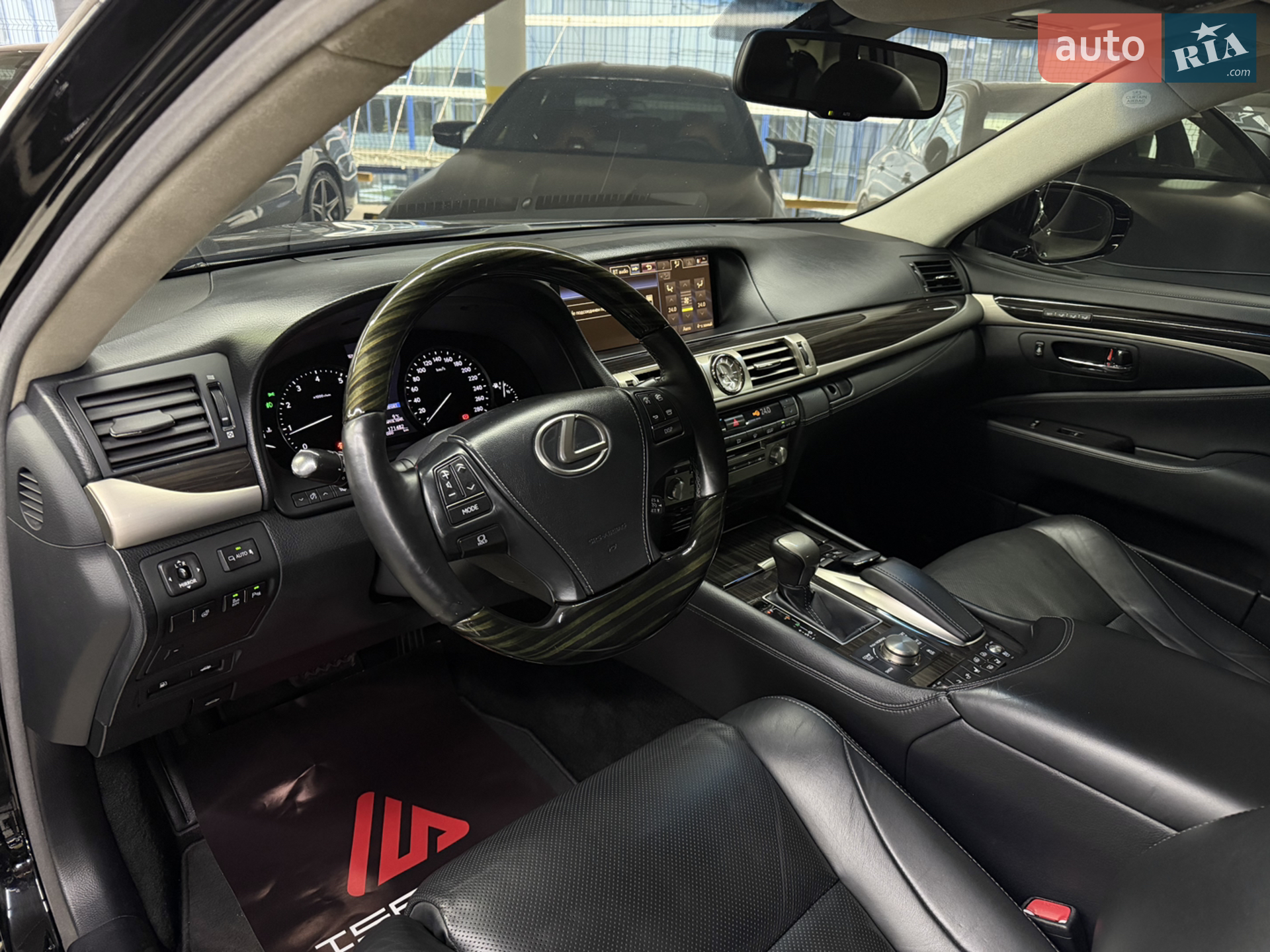 2013 Lexus LS - мініатюра 19