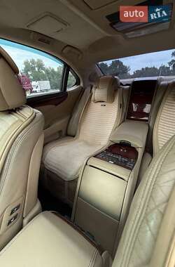 Седан Lexus LS 2007 в Каневе