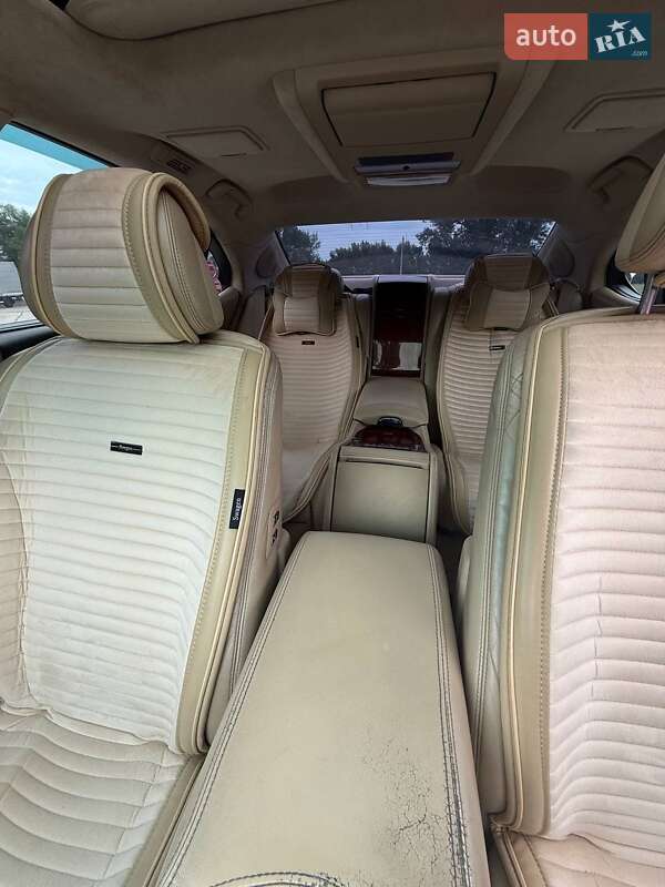 Седан Lexus LS 2007 в Каневе