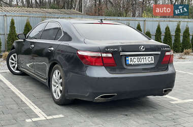 Седан Lexus LS 2007 в Луцке