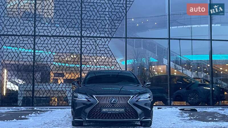 Седан Lexus LS 2018 в Киеве