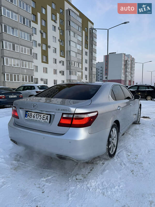 Седан Lexus LS 2007 в Виннице