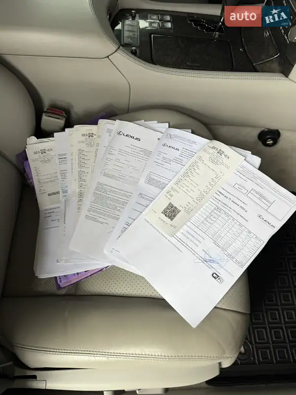 Седан Lexus LS 2011 в Ивано-Франковске документ