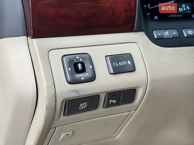 Седан Lexus LS 2007 в Киеве