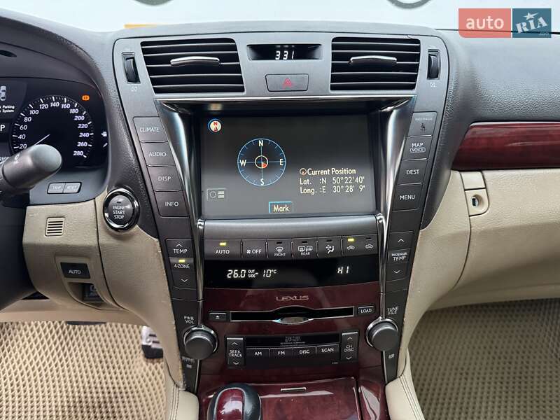 Седан Lexus LS 2007 в Киеве