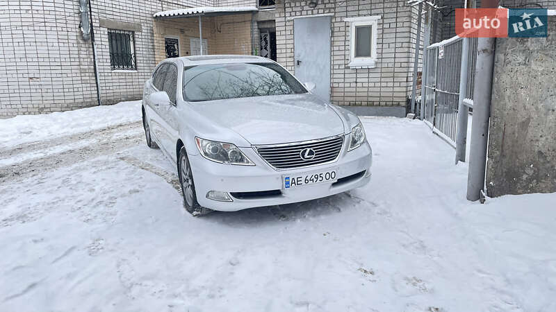 Lexus LS 2008
