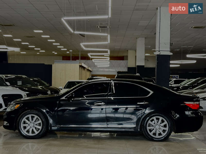 Седан Lexus LS 2006 в Николаеве