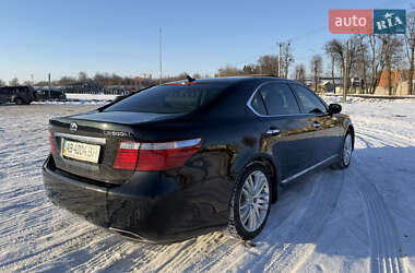 Седан Lexus LS 2008 в Виннице