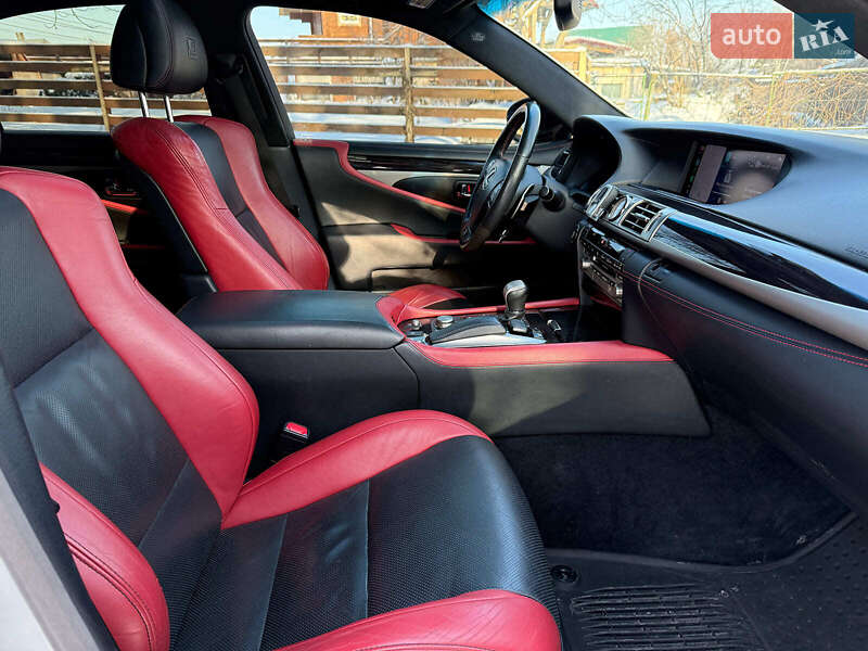 Седан Lexus LS 2014 в Киеве