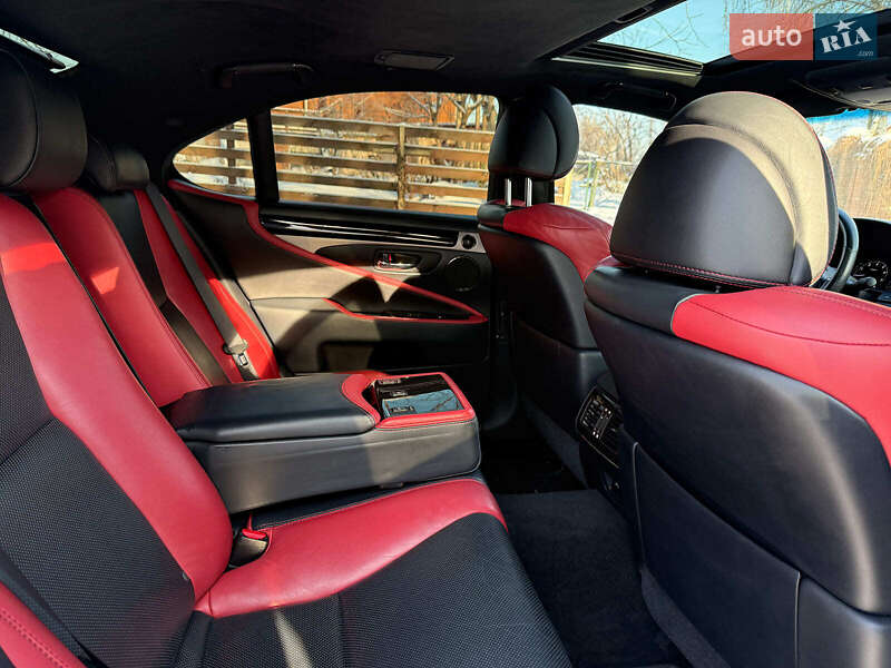 Седан Lexus LS 2014 в Киеве