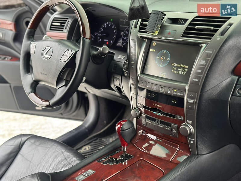 Седан Lexus LS 2008 в Черкасах фото 18 Седан Lexus LS 2008 в Черкасах