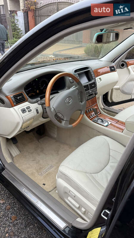 Седан Lexus LS 2005 в Одессе