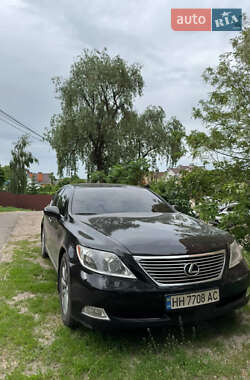 Седан Lexus LS 2007 в Сумах