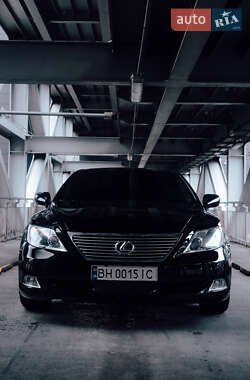 Седан Lexus LS 2007 в Киеве