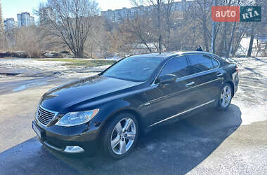 Седан Lexus LS 2008 в Киеве