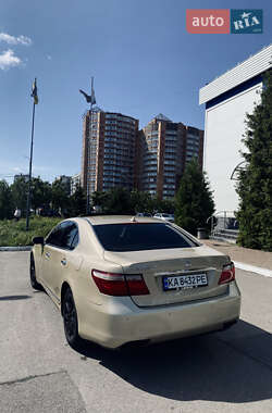 Седан Lexus LS 2006 в Белой Церкви