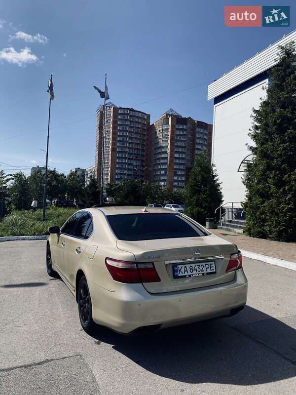 Седан Lexus LS 2006 в Белой Церкви