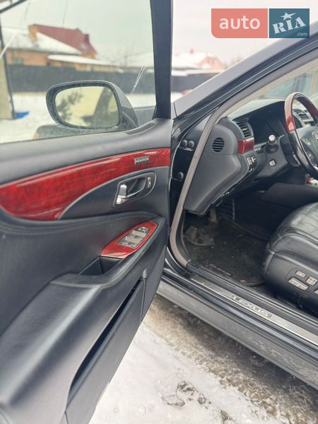 Седан Lexus LS 2007 в Ковеле