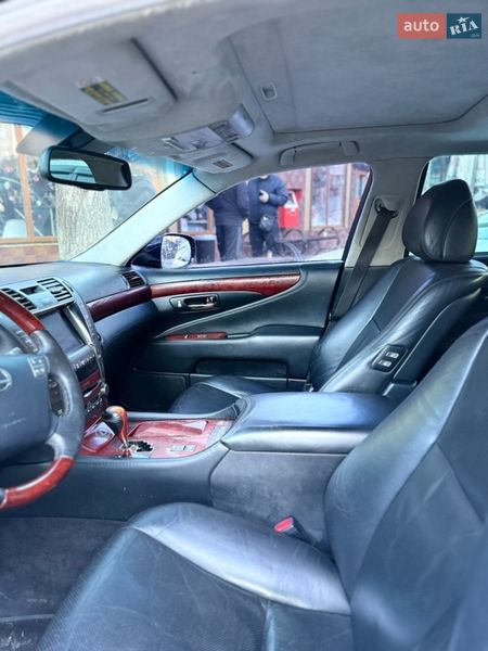 Седан Lexus LS 2006 в Могилев-Подольске