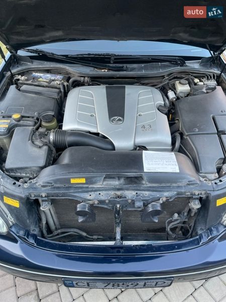 Седан Lexus LS 2005 в Чернівцях