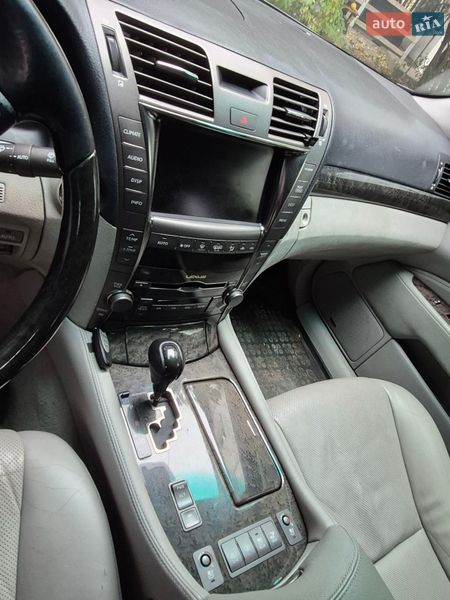 Седан Lexus LS 2007 в Одесі