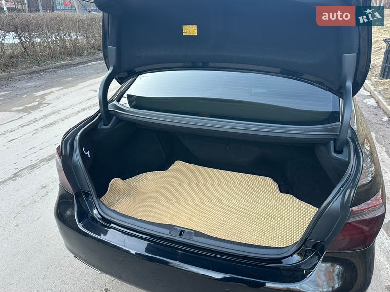 Седан Lexus LS 2008 в Тернополе