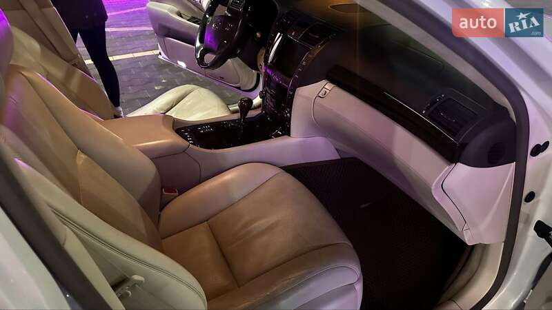 Седан Lexus LS 2007 в Одессе