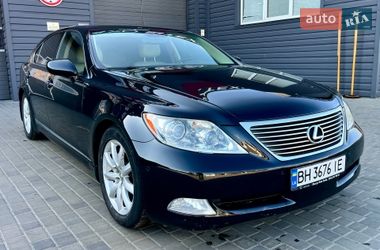 Седан Lexus LS 2008 в Києві