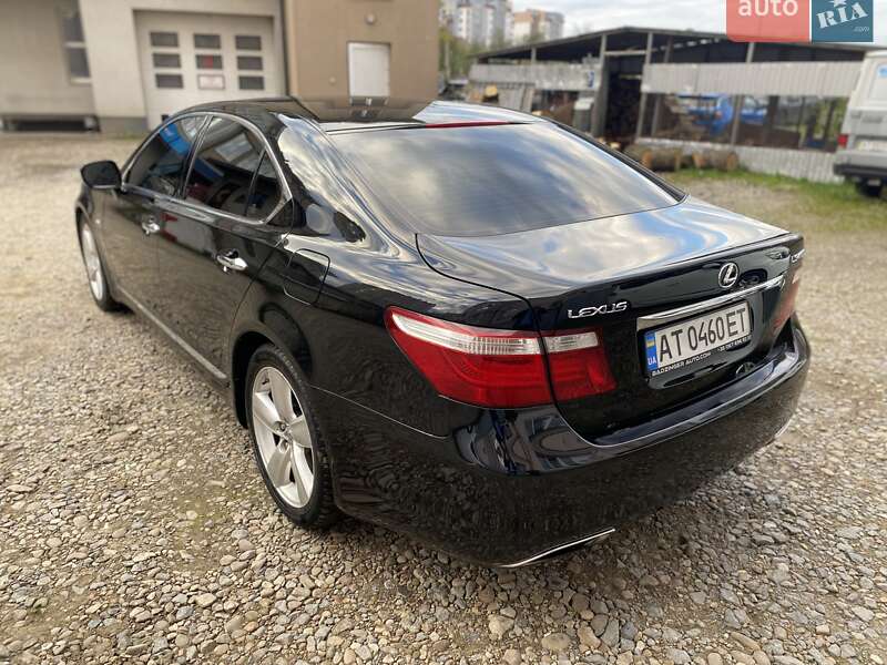 Седан Lexus LS 2008 в Ивано-Франковске