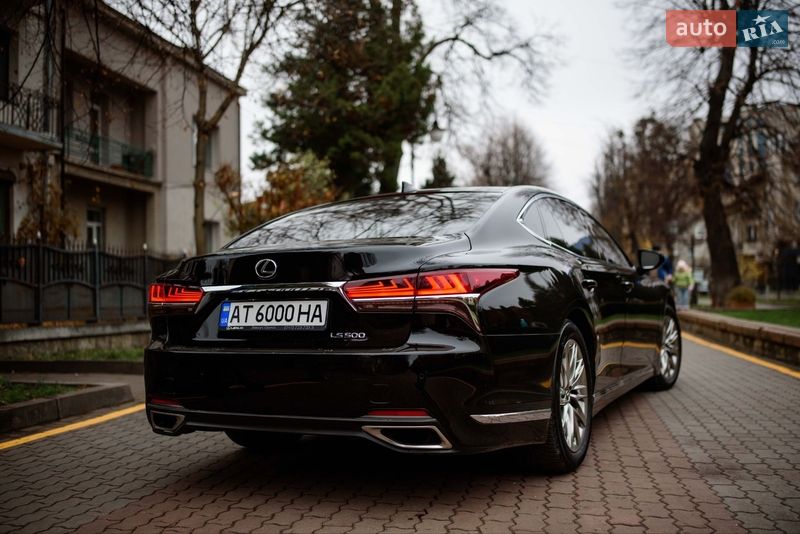 Седан Lexus LS 2018 в Ивано-Франковске