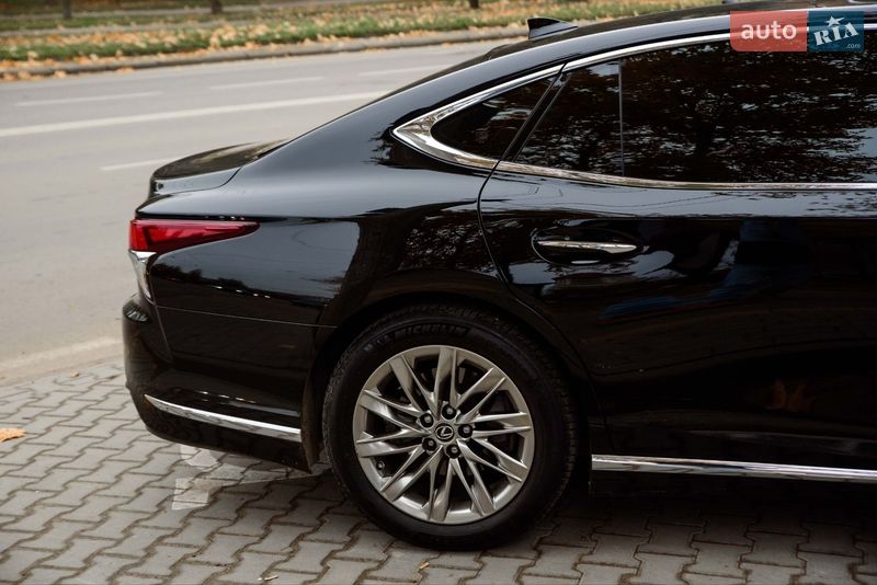 Седан Lexus LS 2018 в Ивано-Франковске фото 17 Седан Lexus LS 2018 в Ивано-Франковске