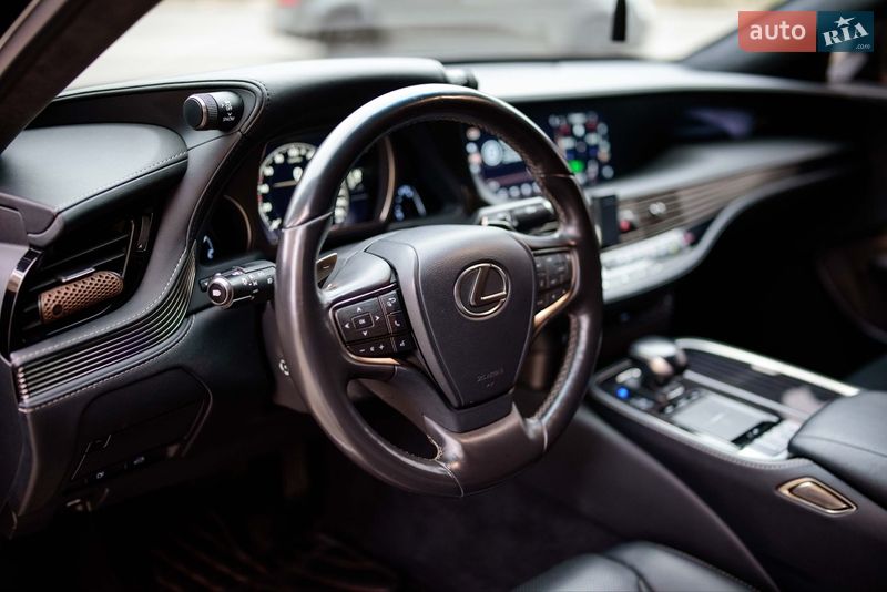 Седан Lexus LS 2018 в Ивано-Франковске фото 43 Седан Lexus LS 2018 в Ивано-Франковске