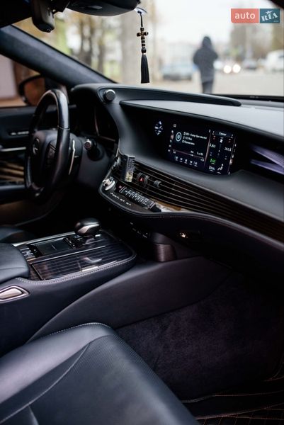 Седан Lexus LS 2018 в Ивано-Франковске фото 47 Седан Lexus LS 2018 в Ивано-Франковске