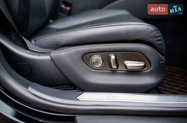 Седан Lexus LS 2018 в Ивано-Франковске