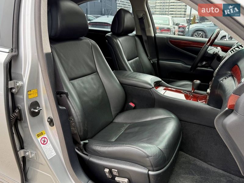 Седан Lexus LS 2007 в Києві фото 49 Седан Lexus LS 2007 в Києві
