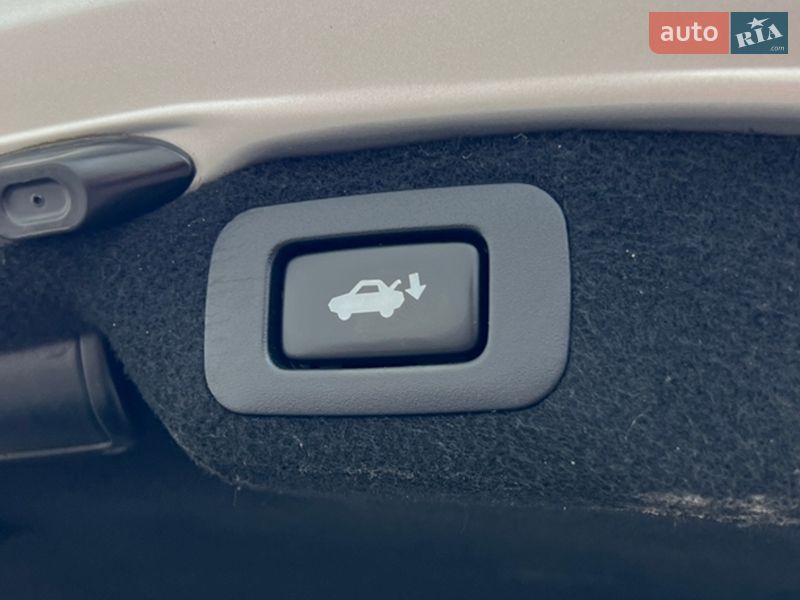 Седан Lexus LS 2007 в Львове