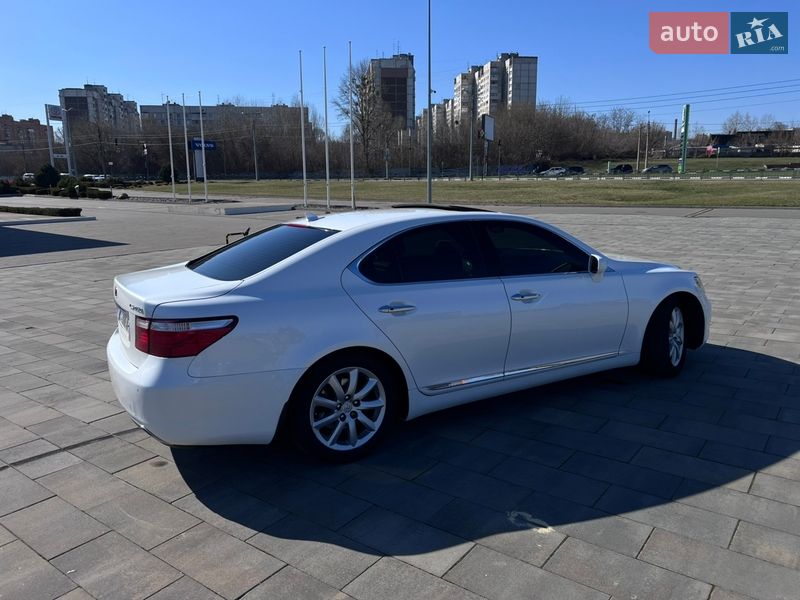 Седан Lexus LS 2008 в Харькове
