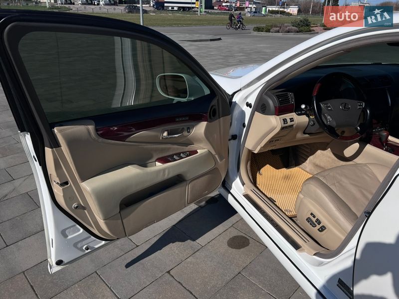 Седан Lexus LS 2008 в Харькове