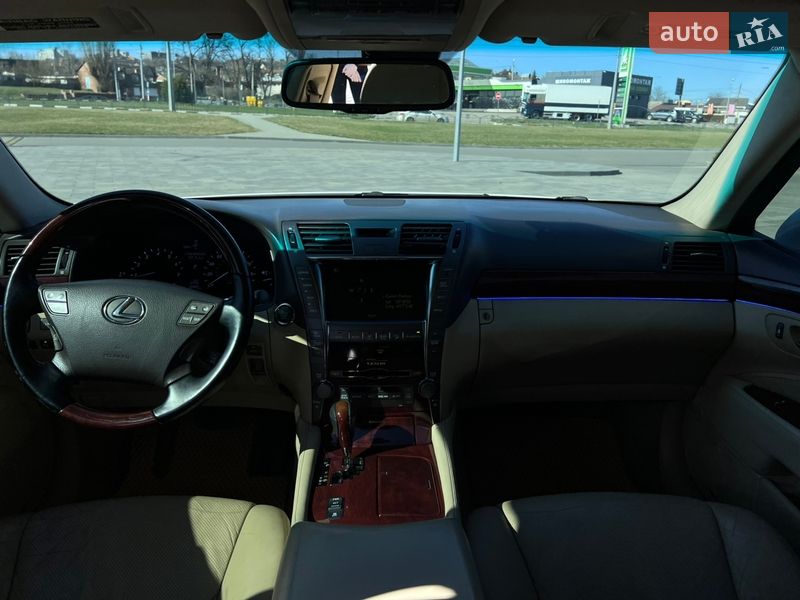 Седан Lexus LS 2008 в Харькове