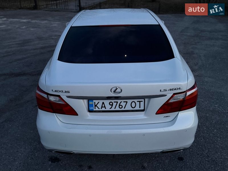 Седан Lexus LS 2010 в Чернигове