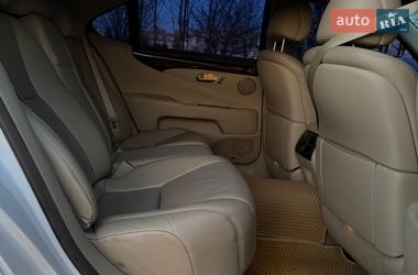 Седан Lexus LS 2010 в Сумах