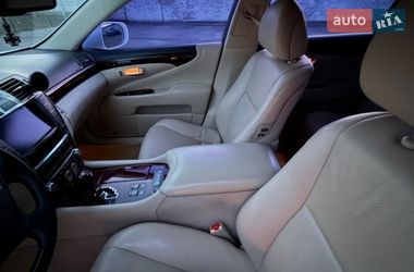 Седан Lexus LS 2010 в Чернигове