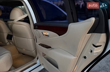 Седан Lexus LS 2010 в Чернигове