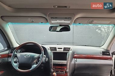 Седан Lexus LS 2008 в Киеве