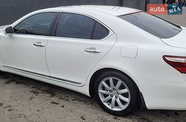 Седан Lexus LS 2008 в Киеве