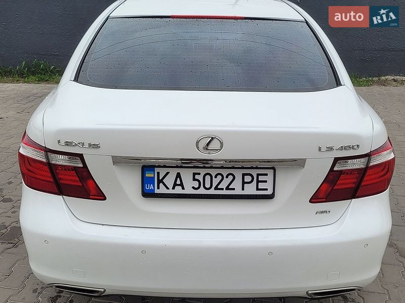 Седан Lexus LS 2008 в Киеве