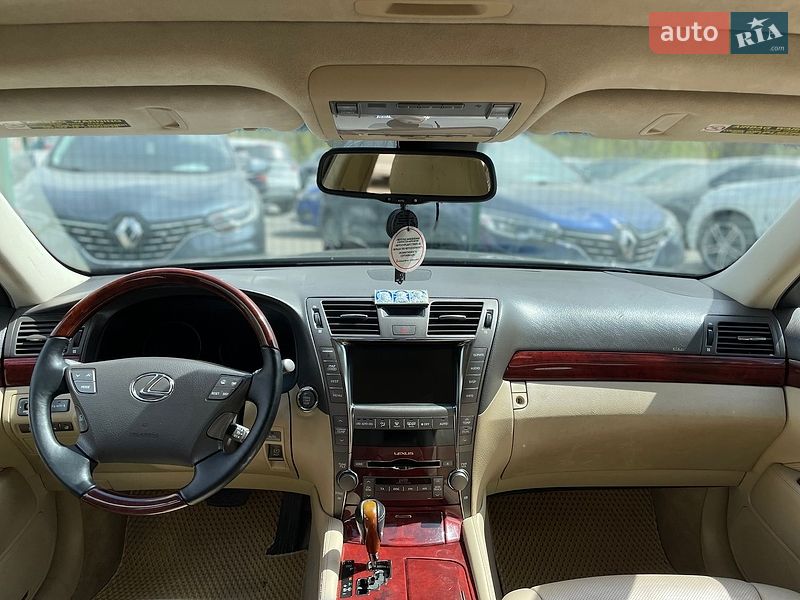 Седан Lexus LS 2007 в Бердичеві