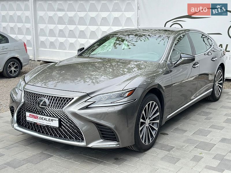 Седан Lexus LS 2018 в Киеве
