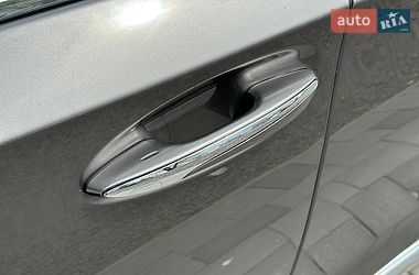 Седан Lexus LS 2018 в Киеве